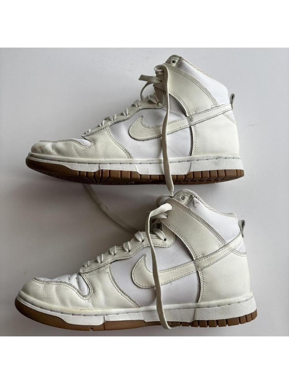 Nike Women's White Trainer